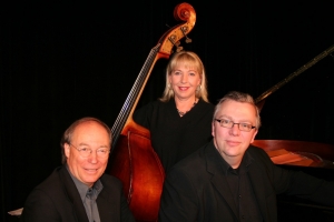 Karlsruher Jazz – Trio › „Songs aus dem „Great American Songbook“ Thilo Wagner – piano Lindy Huppertsberg - bass, vocal Hans-Peter Schucker - drums